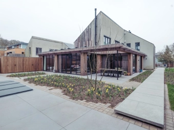 Aanbouw met woonkelder